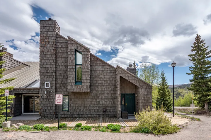 286 W Eagles Roost St #d104, Brian Head, Utah 84719
