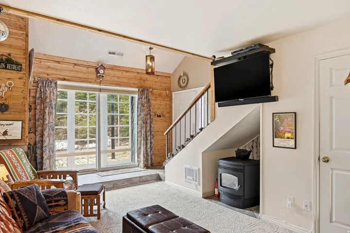 286 W Eagles Roost St #d104, Brian Head, Utah 84719