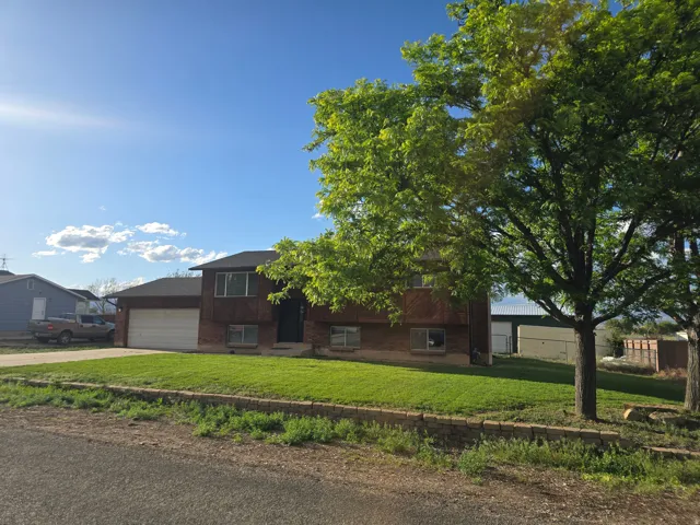 953 E 2850 S, Naples, Utah 84078