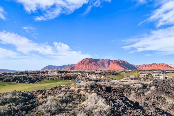 2349 S Lava Vista Dr, Santa Clara, Utah 84765