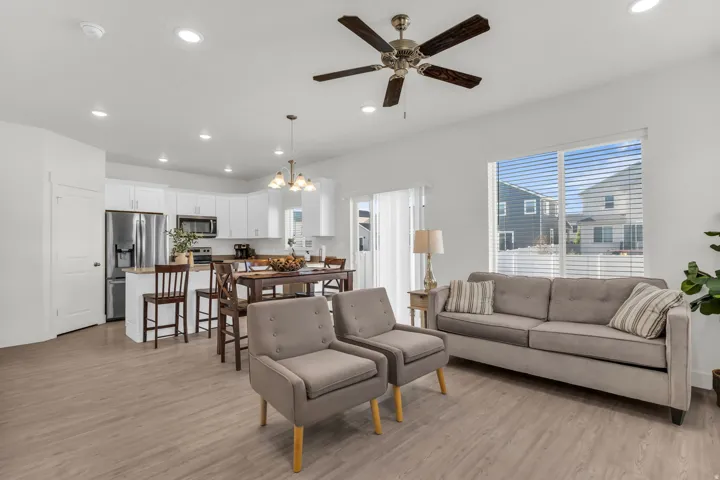 1318 Pamela St, Eagle Mountain, Utah 84005