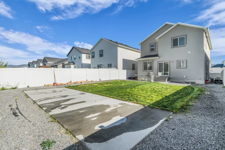 1318 Pamela St, Eagle Mountain, Utah 84005