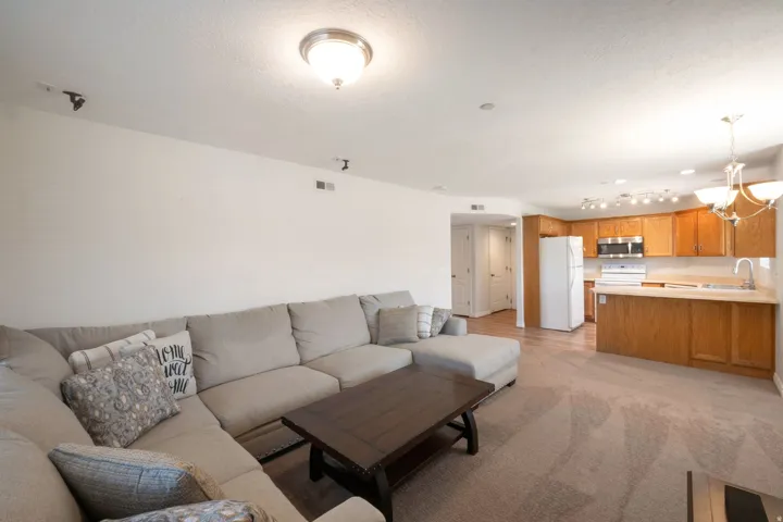 242 E Spencer Peak Way #g3, Draper, Utah 84020
