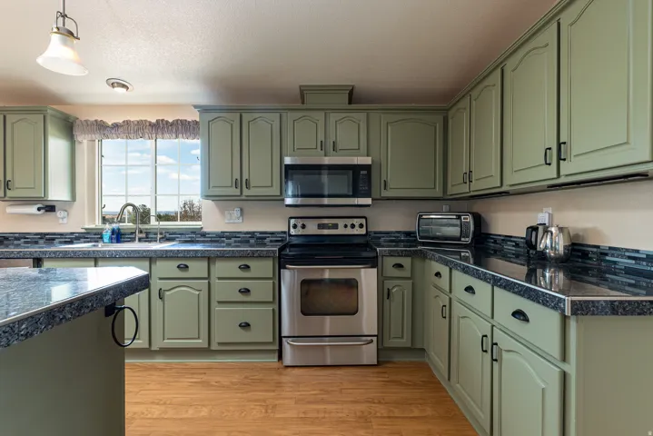 Spacious Kitchen
