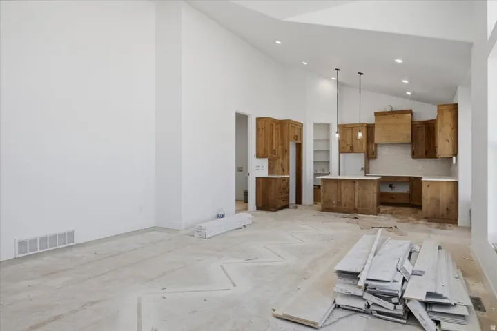343 E Dutton Cour #111, Grantsville, Utah 84029