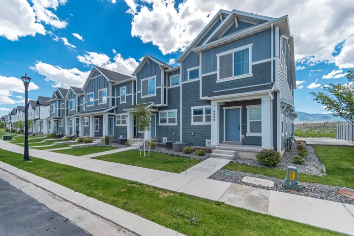9399 N Vernham Ln, Eagle Mountain, Utah 84005