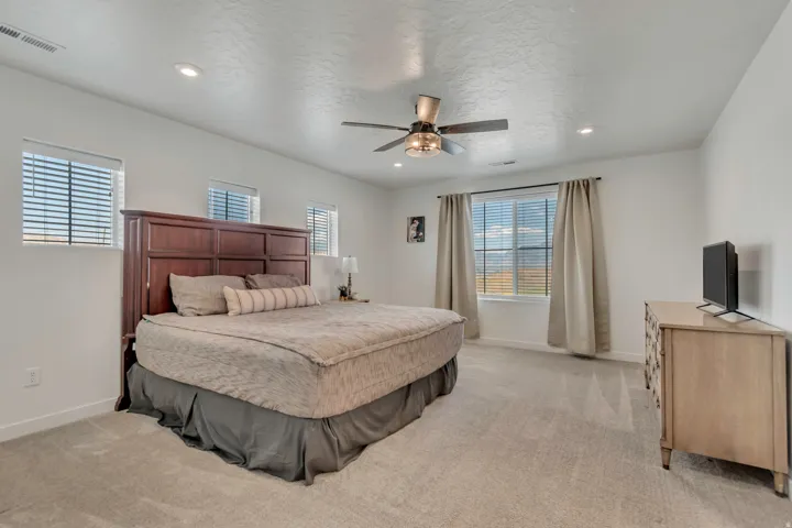 9399 N Vernham Ln, Eagle Mountain, Utah 84005