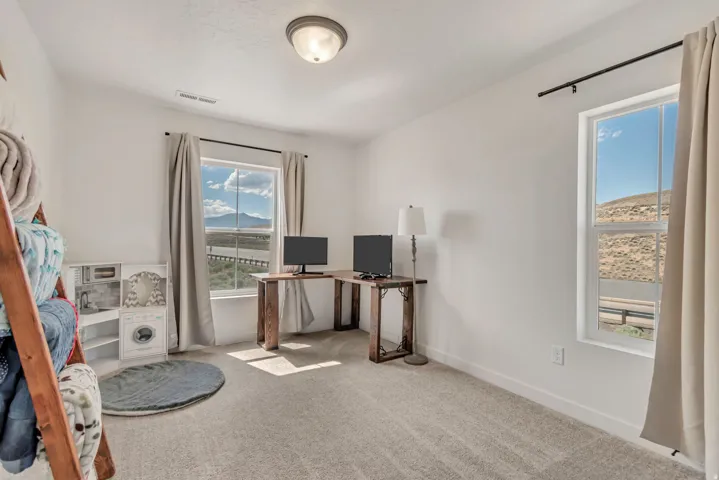 9399 N Vernham Ln, Eagle Mountain, Utah 84005