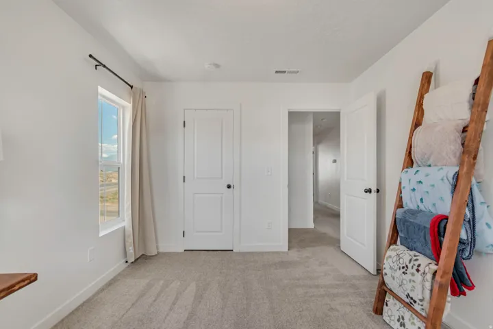 9399 N Vernham Ln, Eagle Mountain, Utah 84005