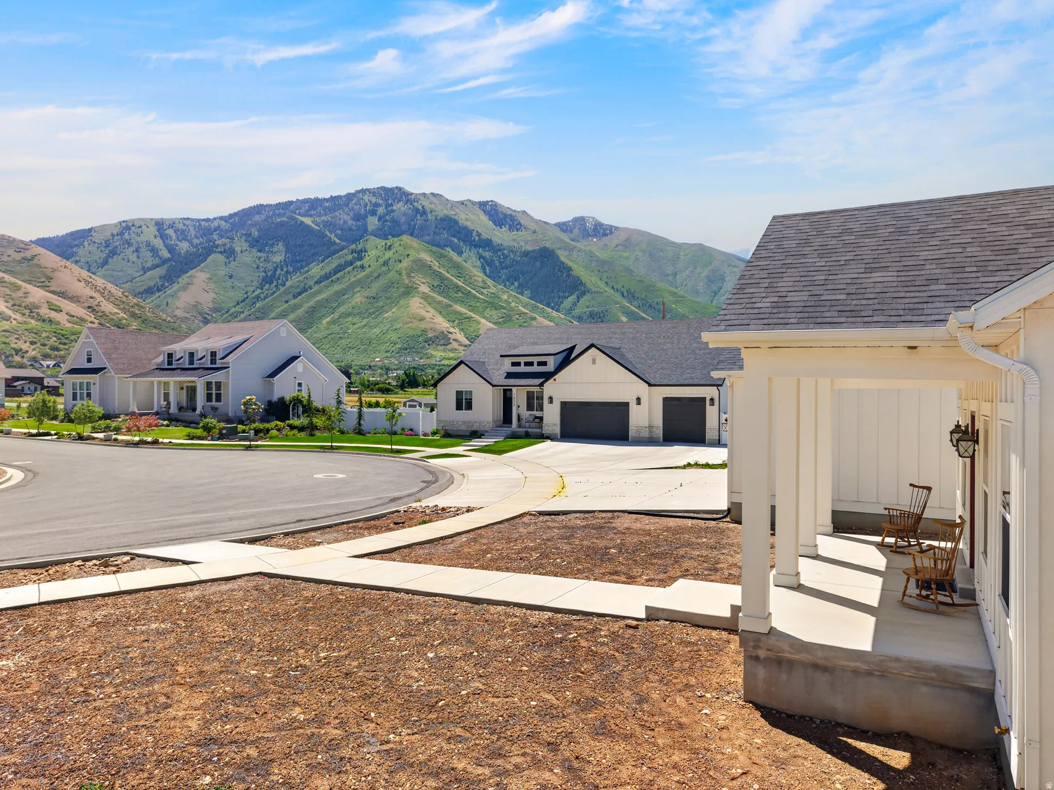 Stunning Mountain Views of Maple Mountain