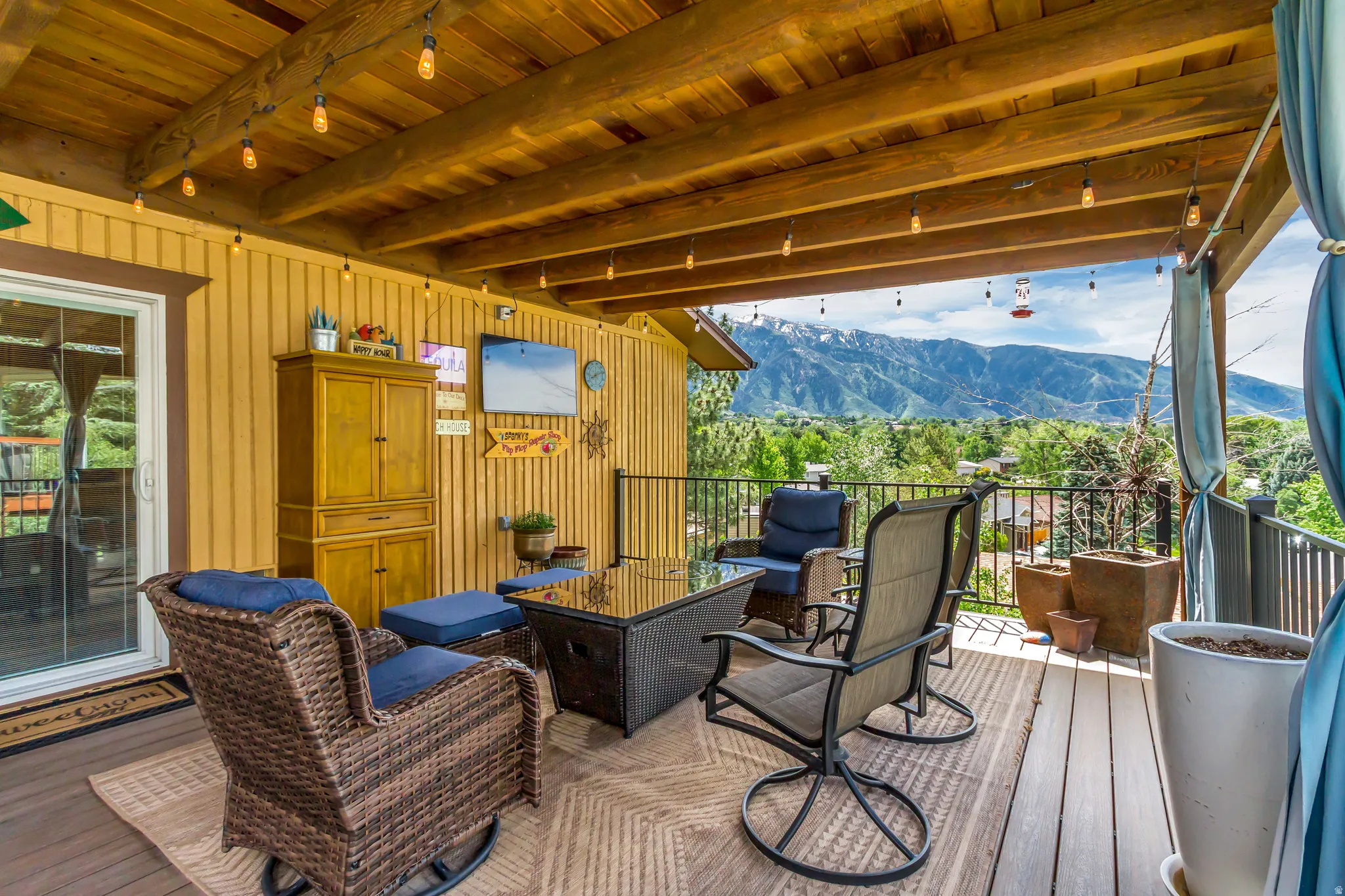 Spacious covered trex deck with gorgeous views