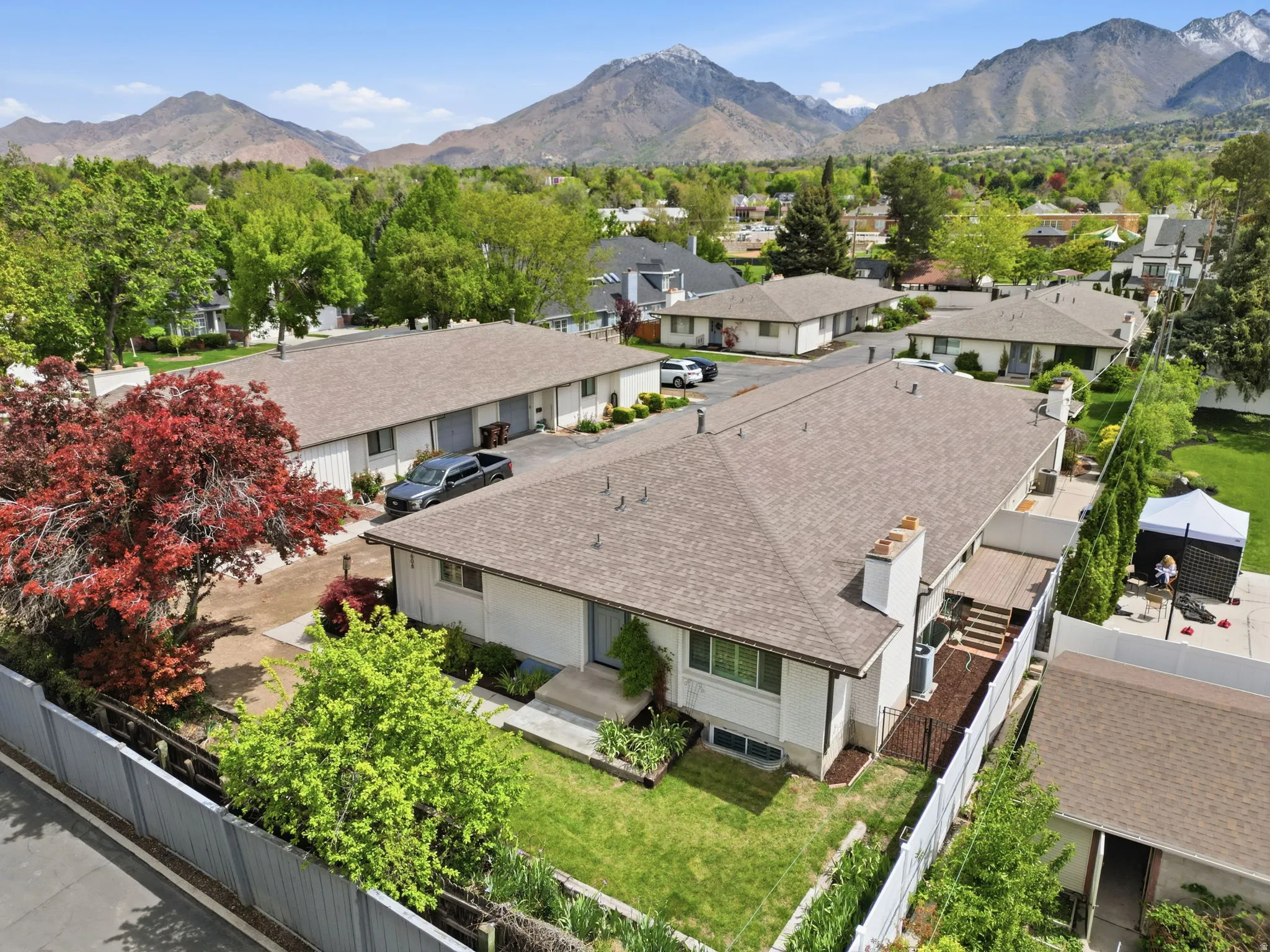 Multiplex property featuring multiple units with individual entrances