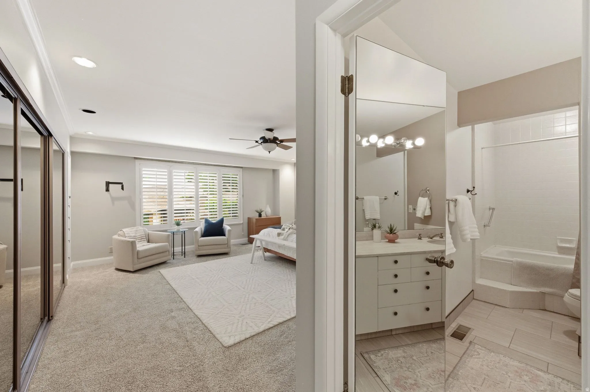 Primary suite
