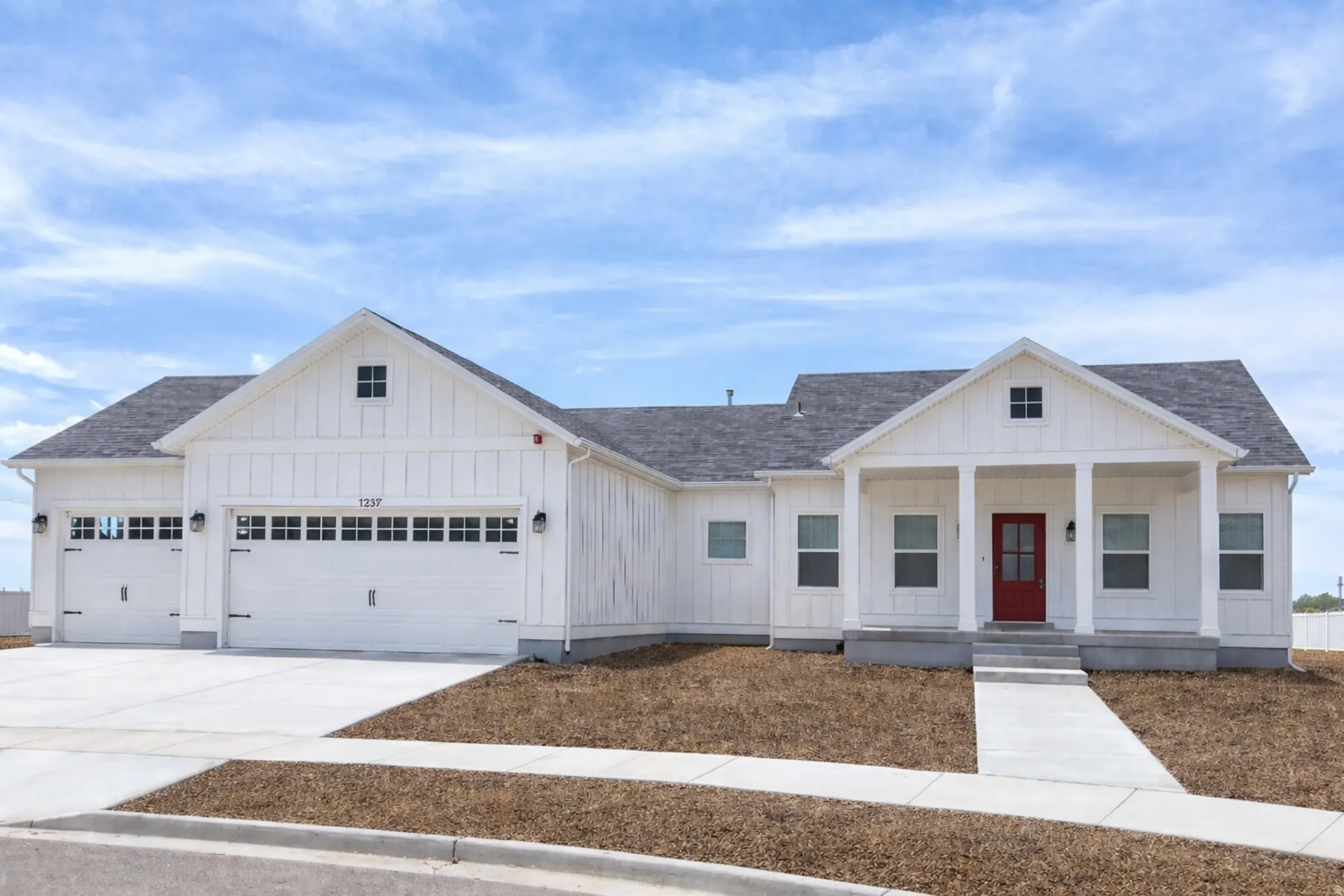 Modern farmhouse-style home in Mapleton