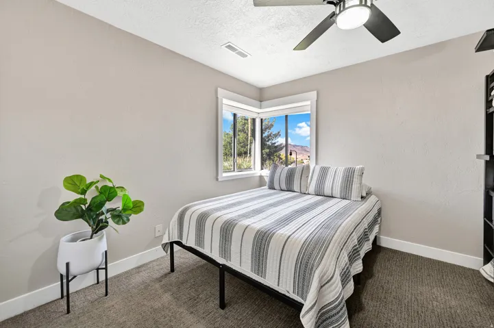 989 W Dover Way, St. George, Utah 84770