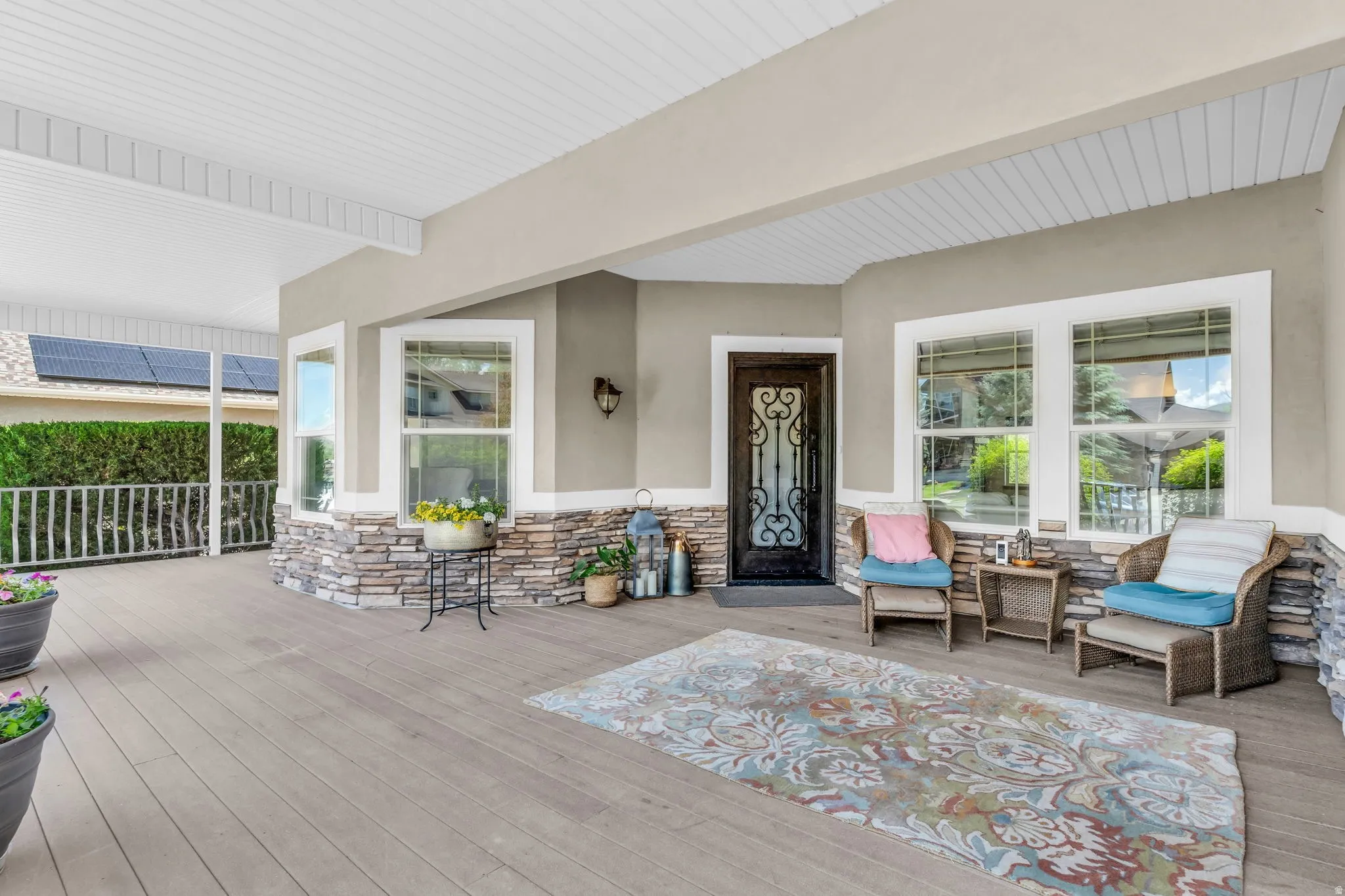 Large covered front porch.