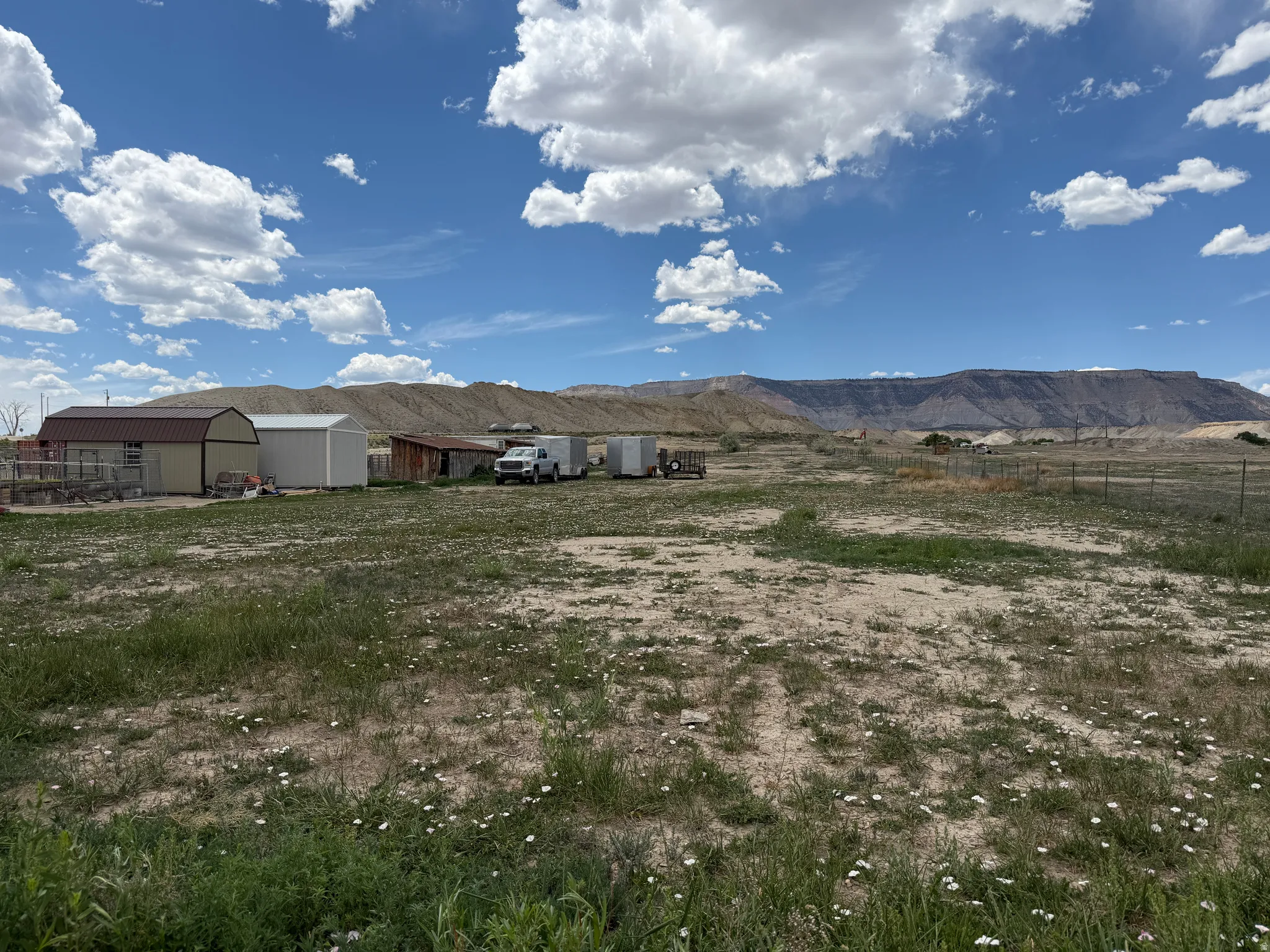 Expansive undeveloped land featuring a mountainous backdrop