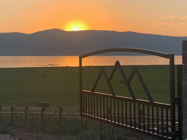 1560 E Eden Ranch Cir, Laketown, Utah 84038