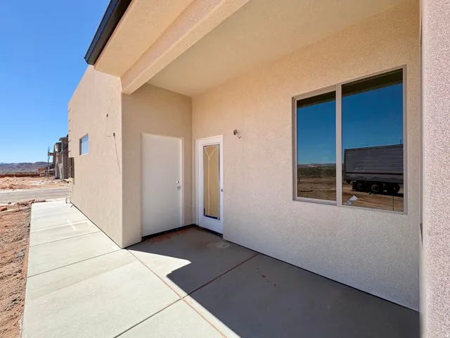 Casita exterior entry