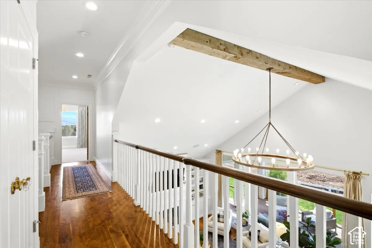 Level 2 hallway featuring an interior balcony