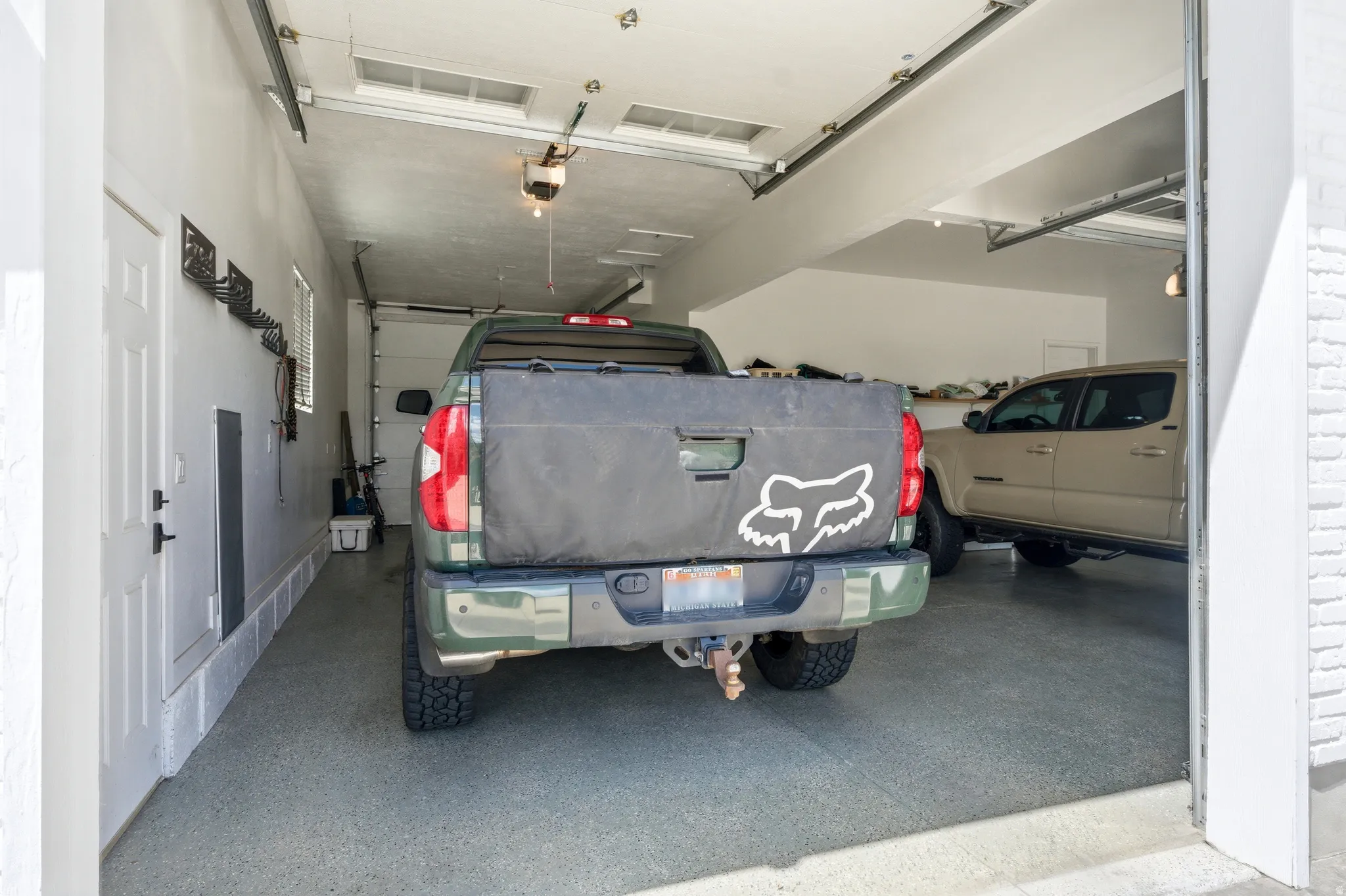 oversized attached 3-car garage