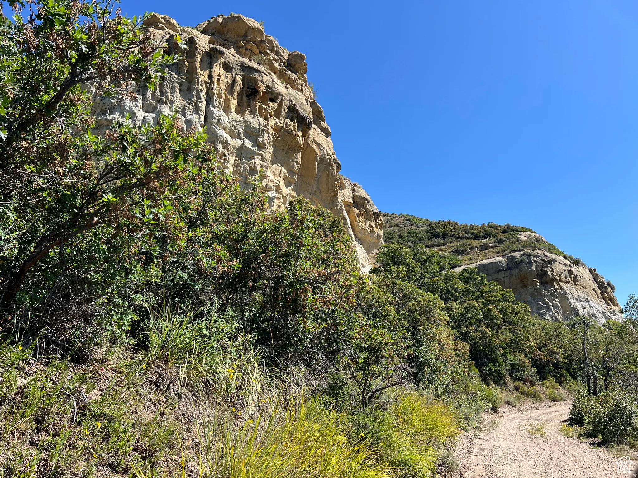Rock formations on Choke Cherry