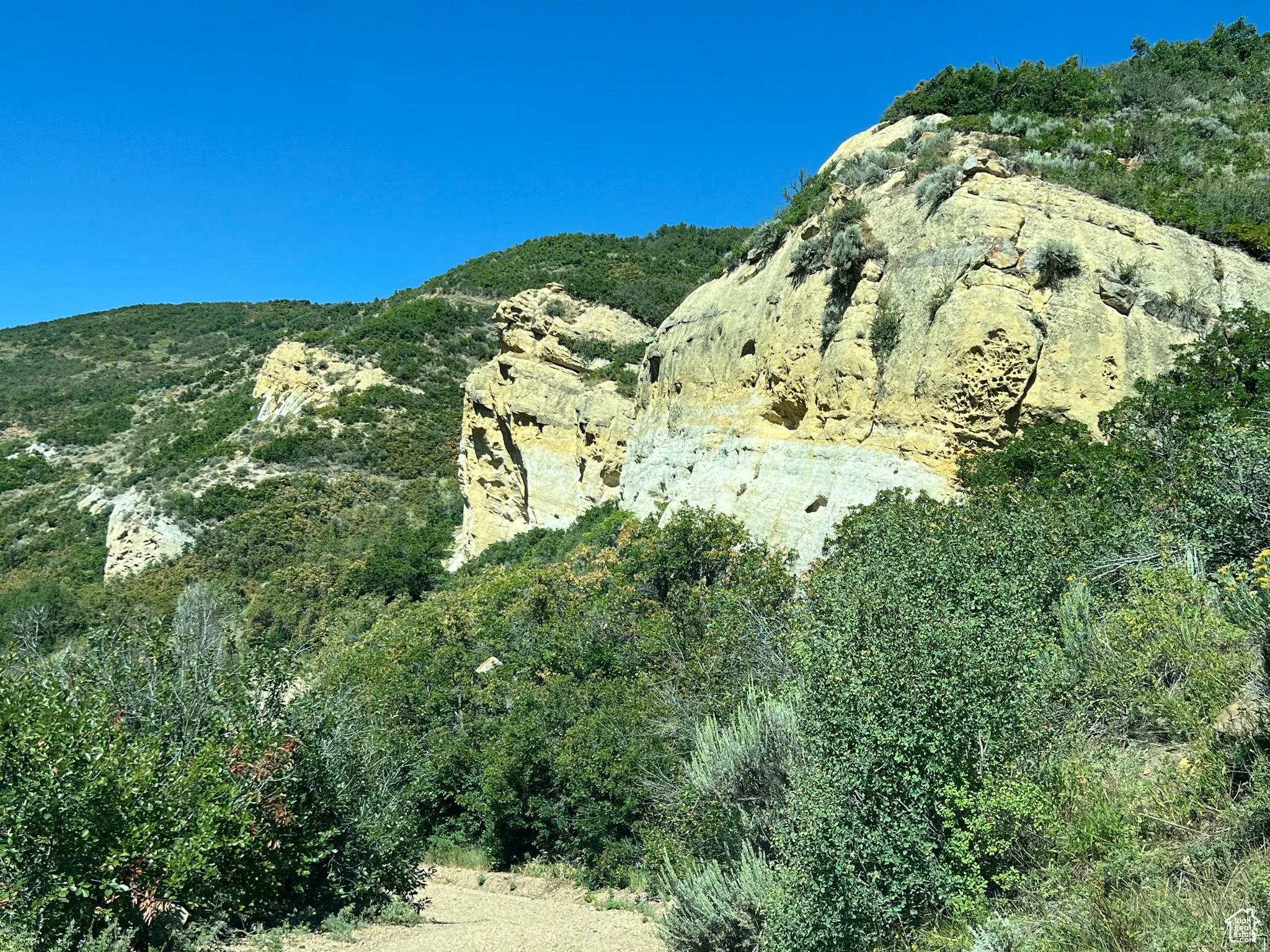 Layered rock formations on Choke Cherry