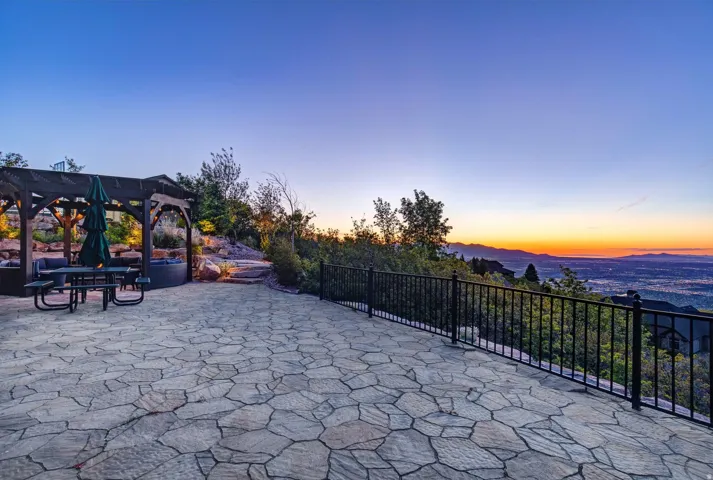 1479 E Trail Crest Ct, Draper, Utah 84020