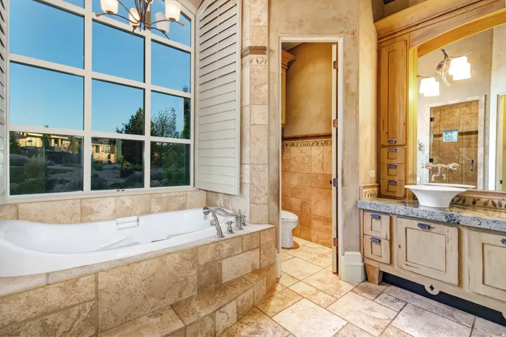 1479 E Trail Crest Ct, Draper, Utah 84020