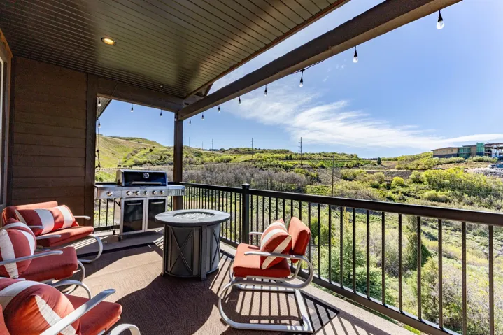 1754 E Longview Dr, Hideout, Utah 84036