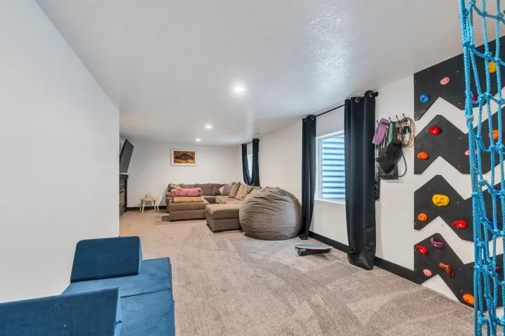 459 S Loader Ave, Pleasant Grove, Utah 84062