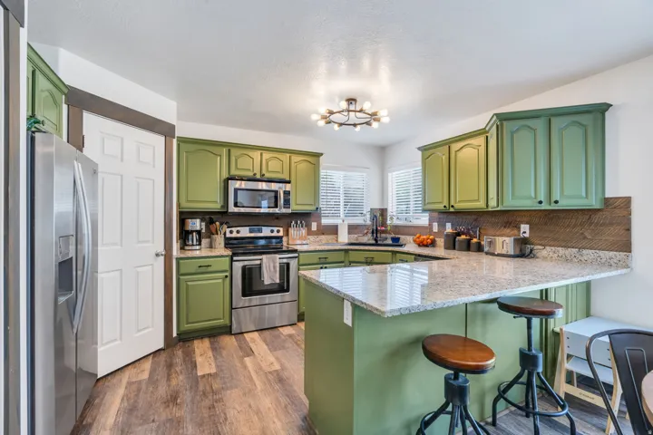 459 S Loader Ave, Pleasant Grove, Utah 84062