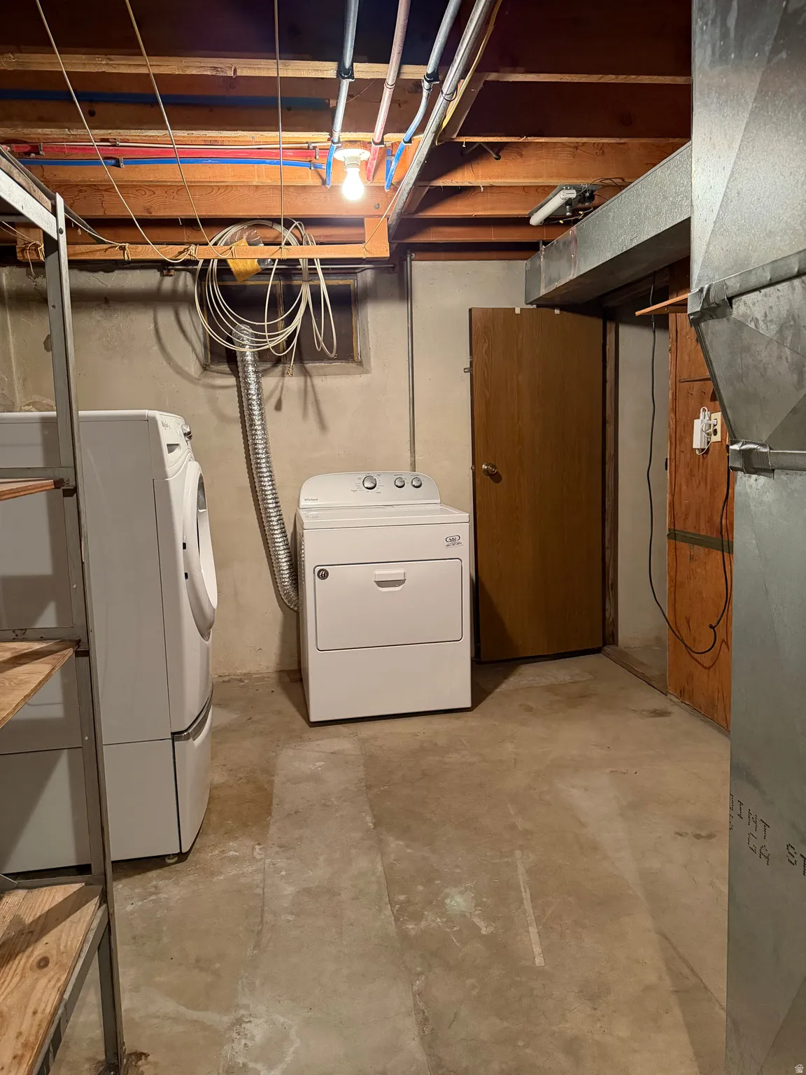 Laundry & Utility Room