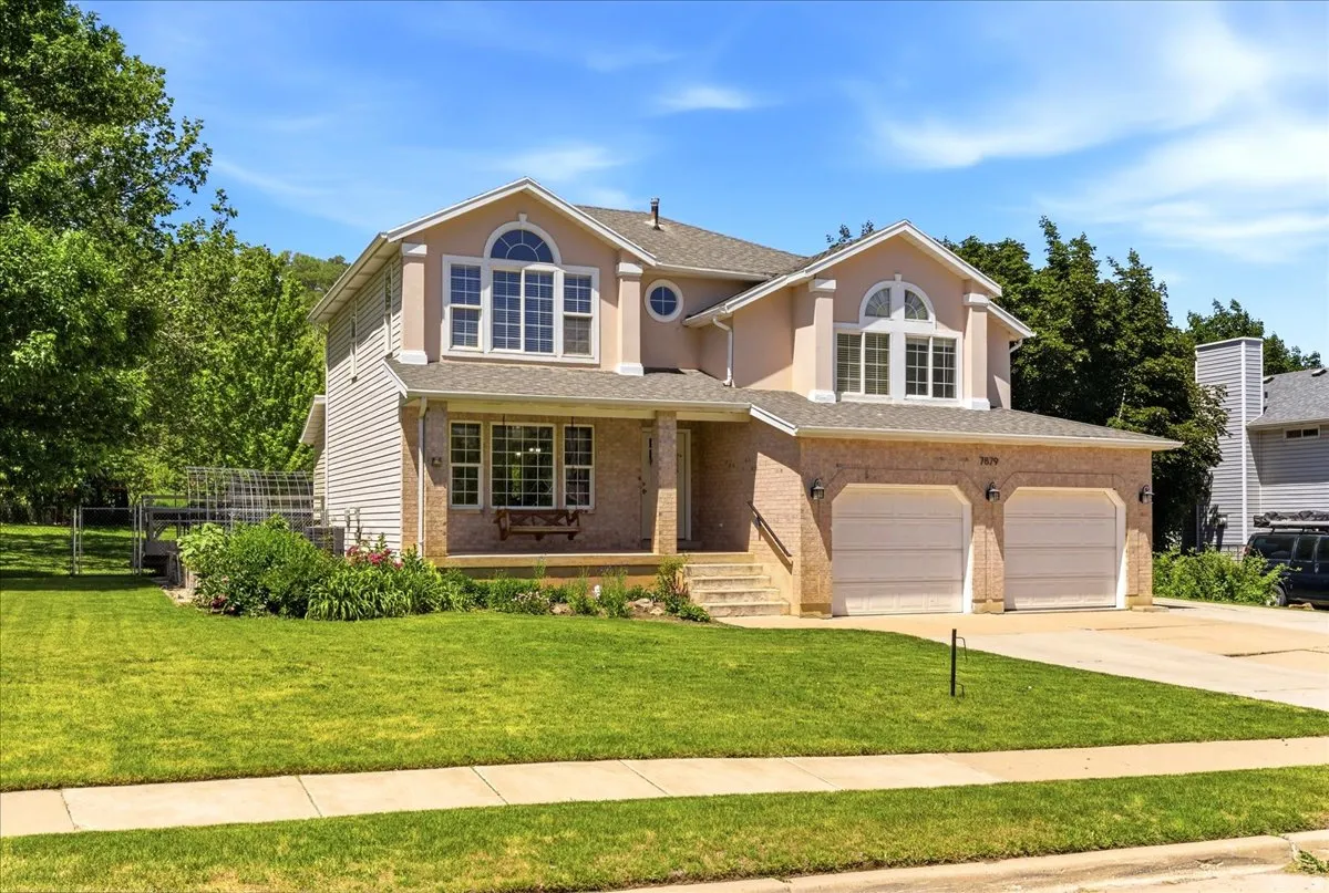 Additional features include brand-new furnace and AC in 2025, water softener, fiber internet, Ring doorbell