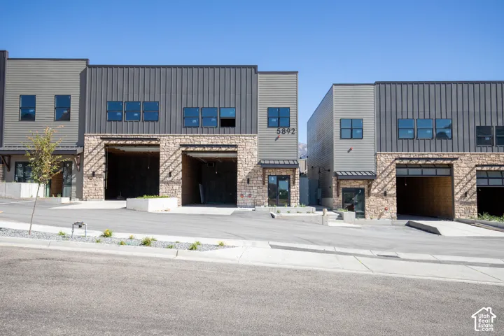 5852 N Queens Garden Rd #4, Mountain Green, Utah 84050