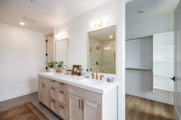 2250 E Murray Holladay Rd #202, Holladay, Utah 84117
