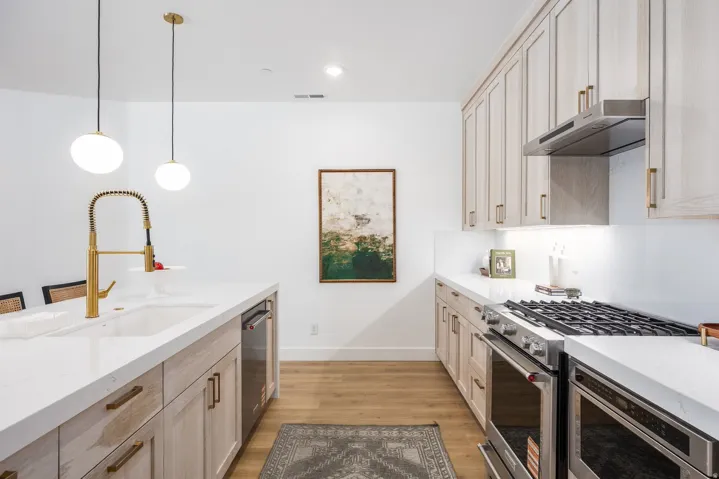 2250 E Murray Holladay Rd #202, Holladay, Utah 84117