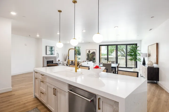 2250 E Murray Holladay Rd #202, Holladay, Utah 84117