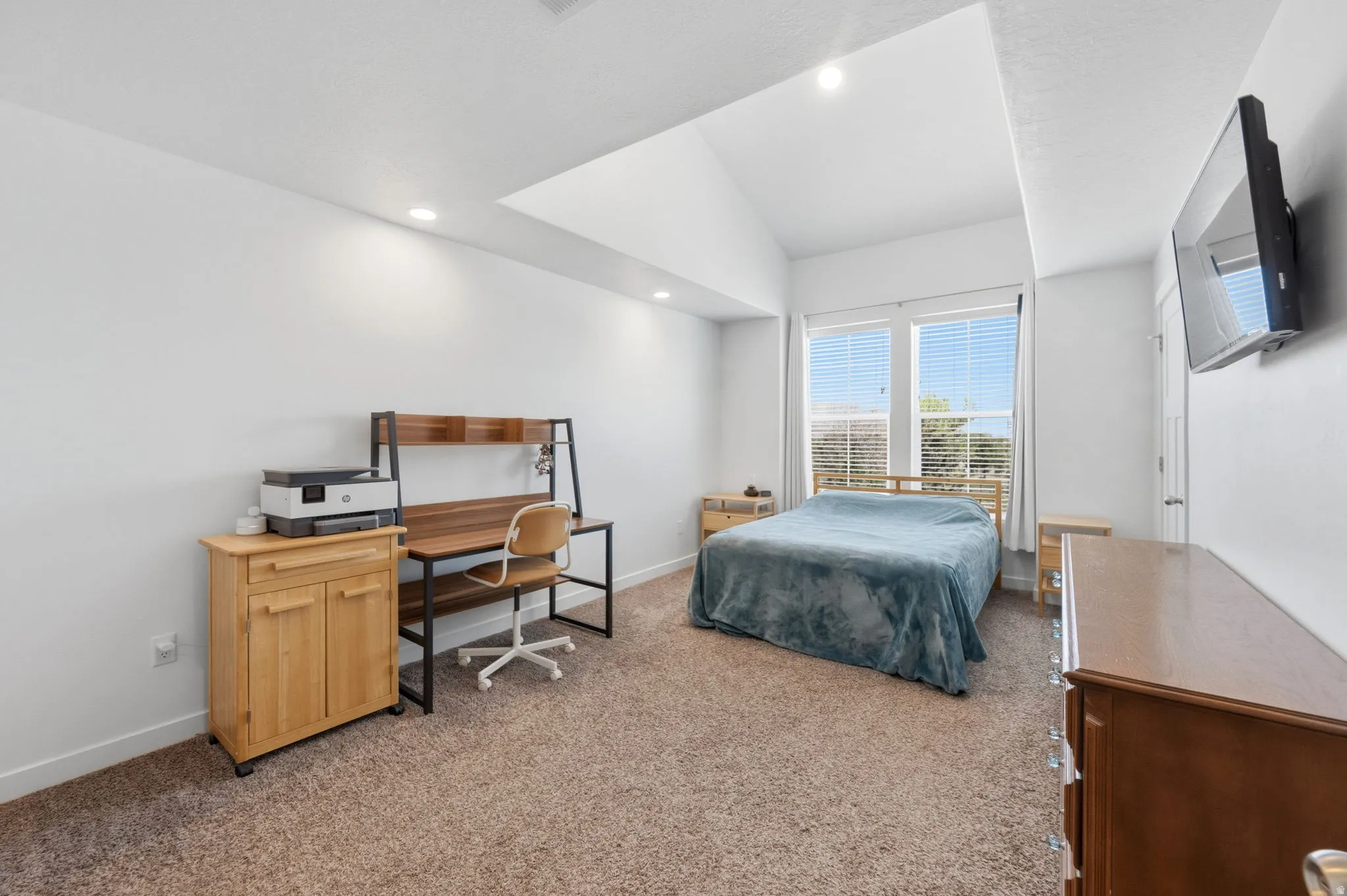 3rd Floor Master Bedroom