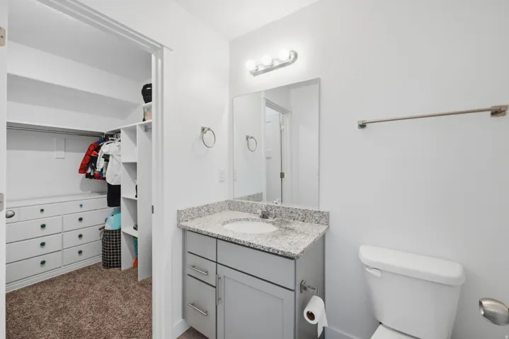3rd Floor 2nd Bedroom Bathroom