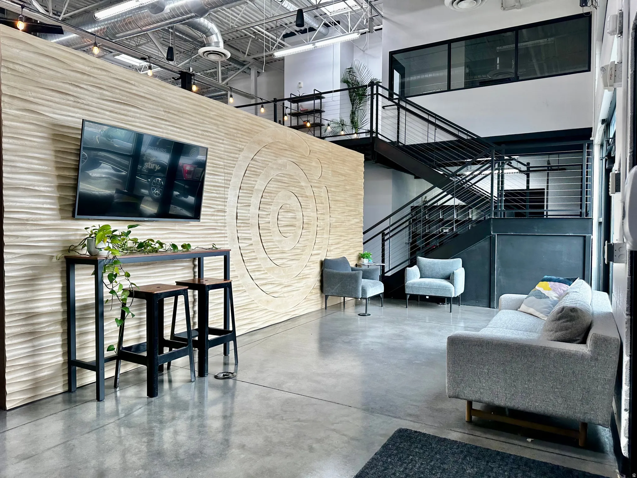 Entry - Suite B
