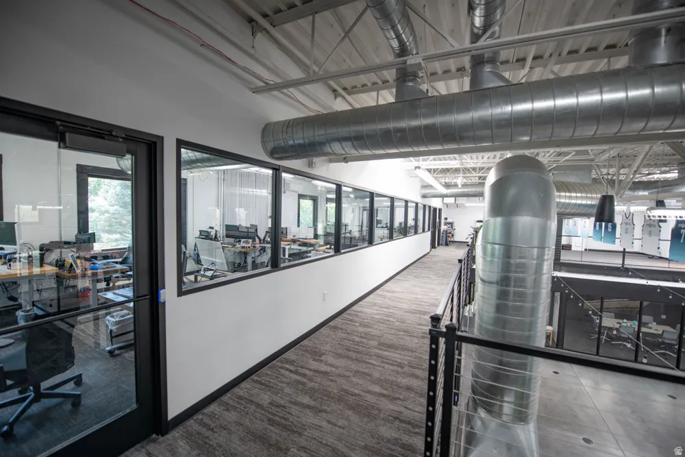 Mezzanine Hallway - Suite B