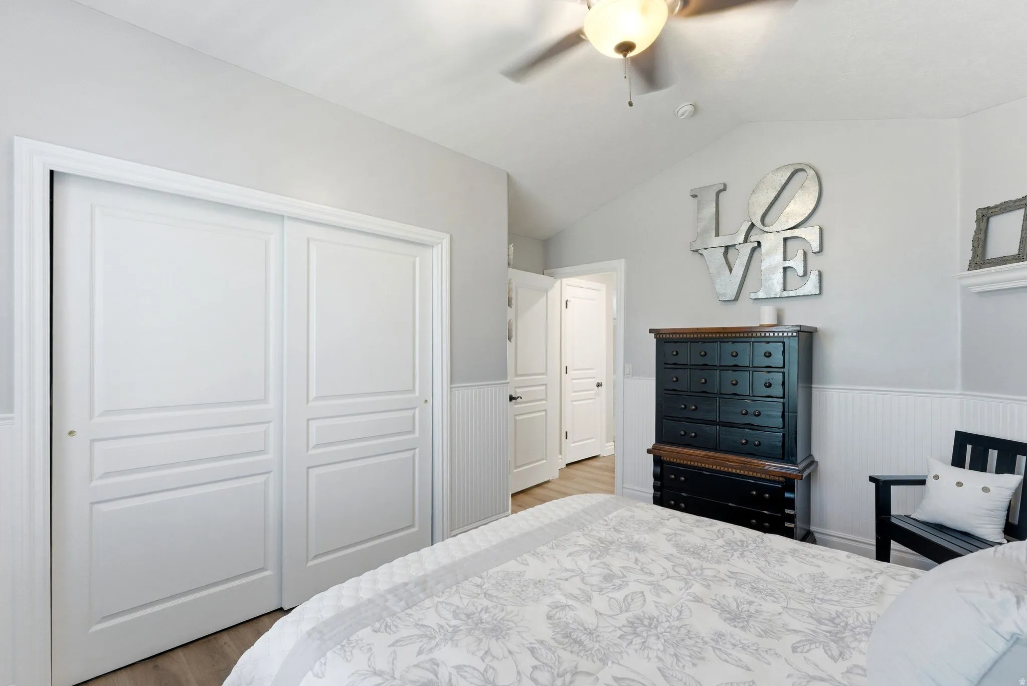 Second level bedroom