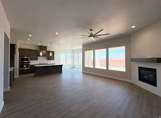 Main floor living areas