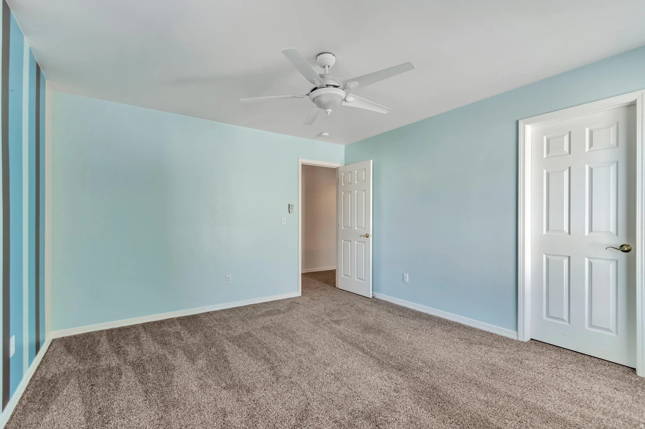 2 Bedroom