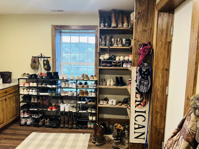 Walk in closet