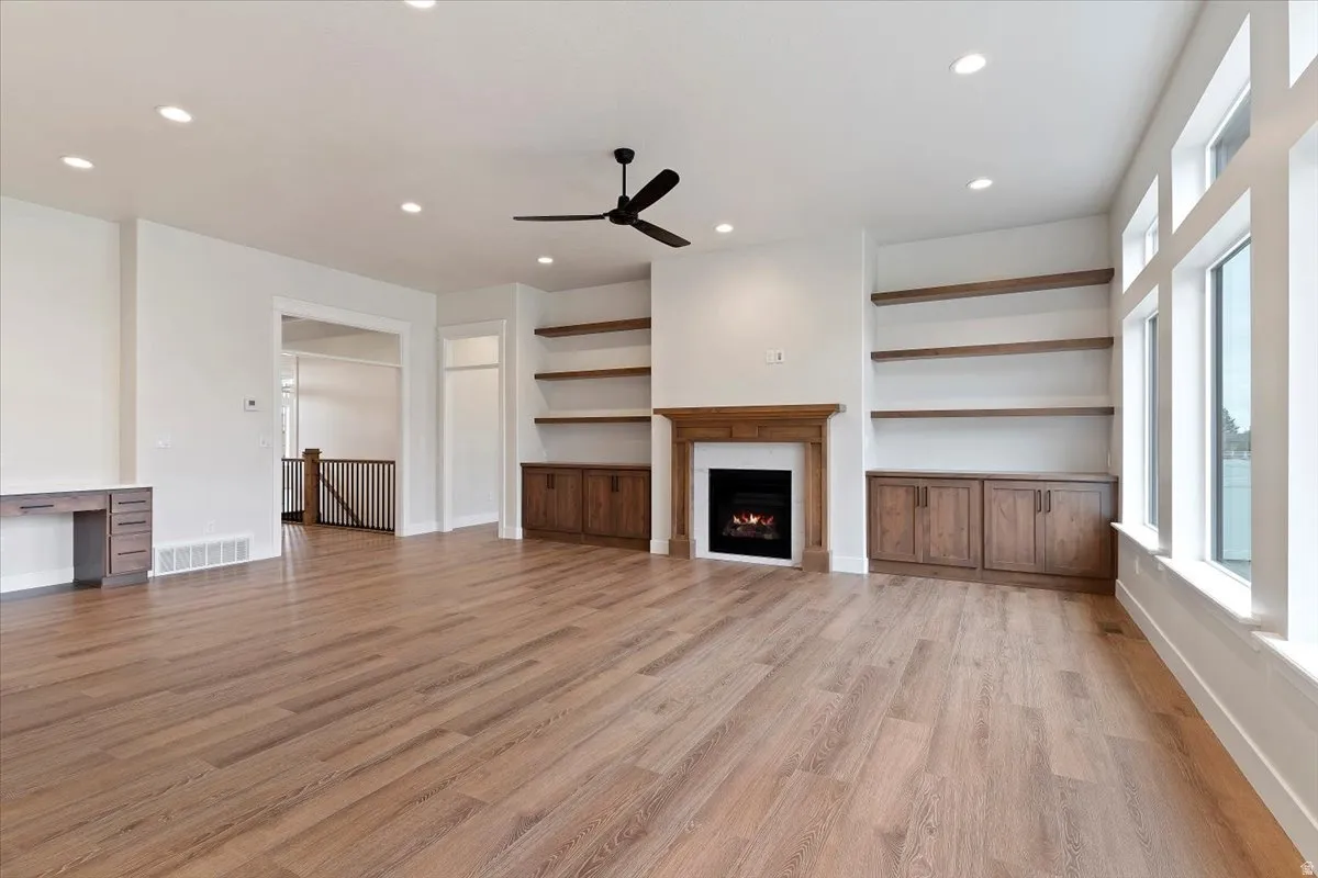 Great Room/Fireplace
