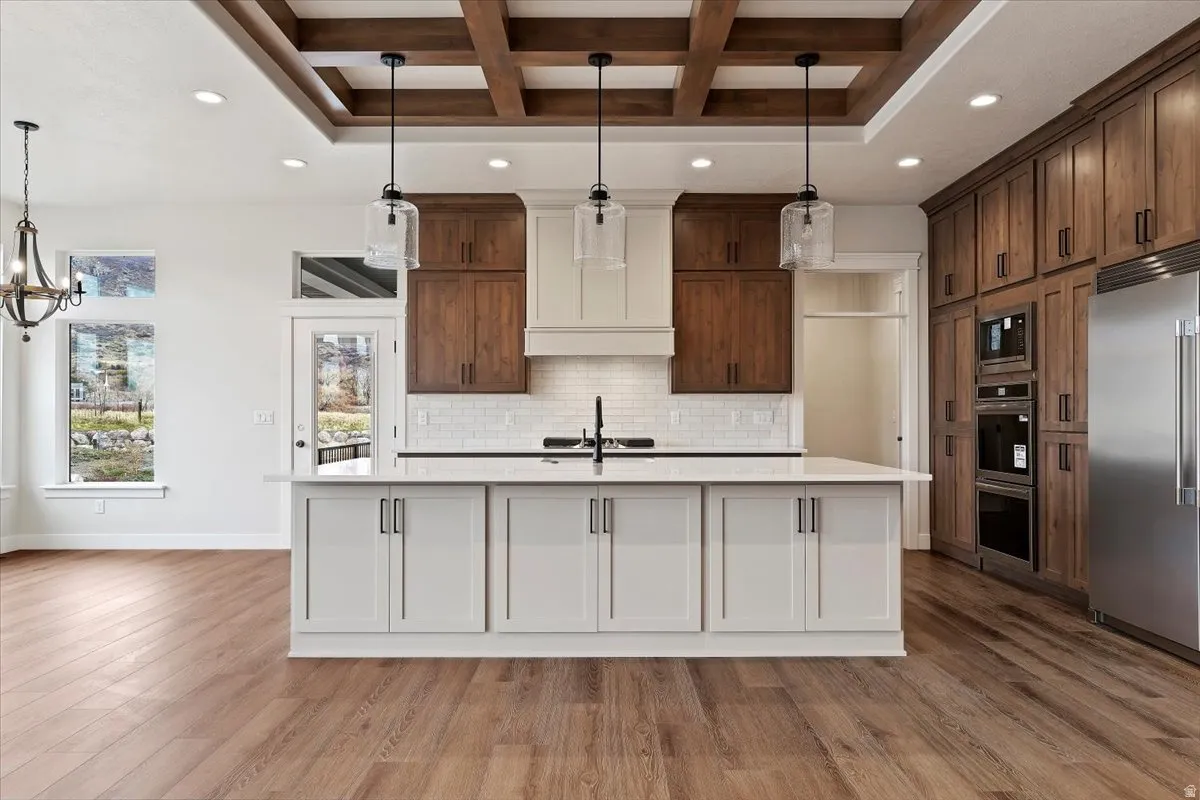 Gourmet kitchen