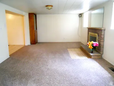 Mother-in-law apartment with a separate entrance, full kitchen, 2 bedrooms and 1 bathroom