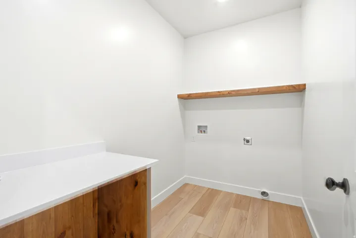 2203 E 1800 S #54, Naples, Utah 84078